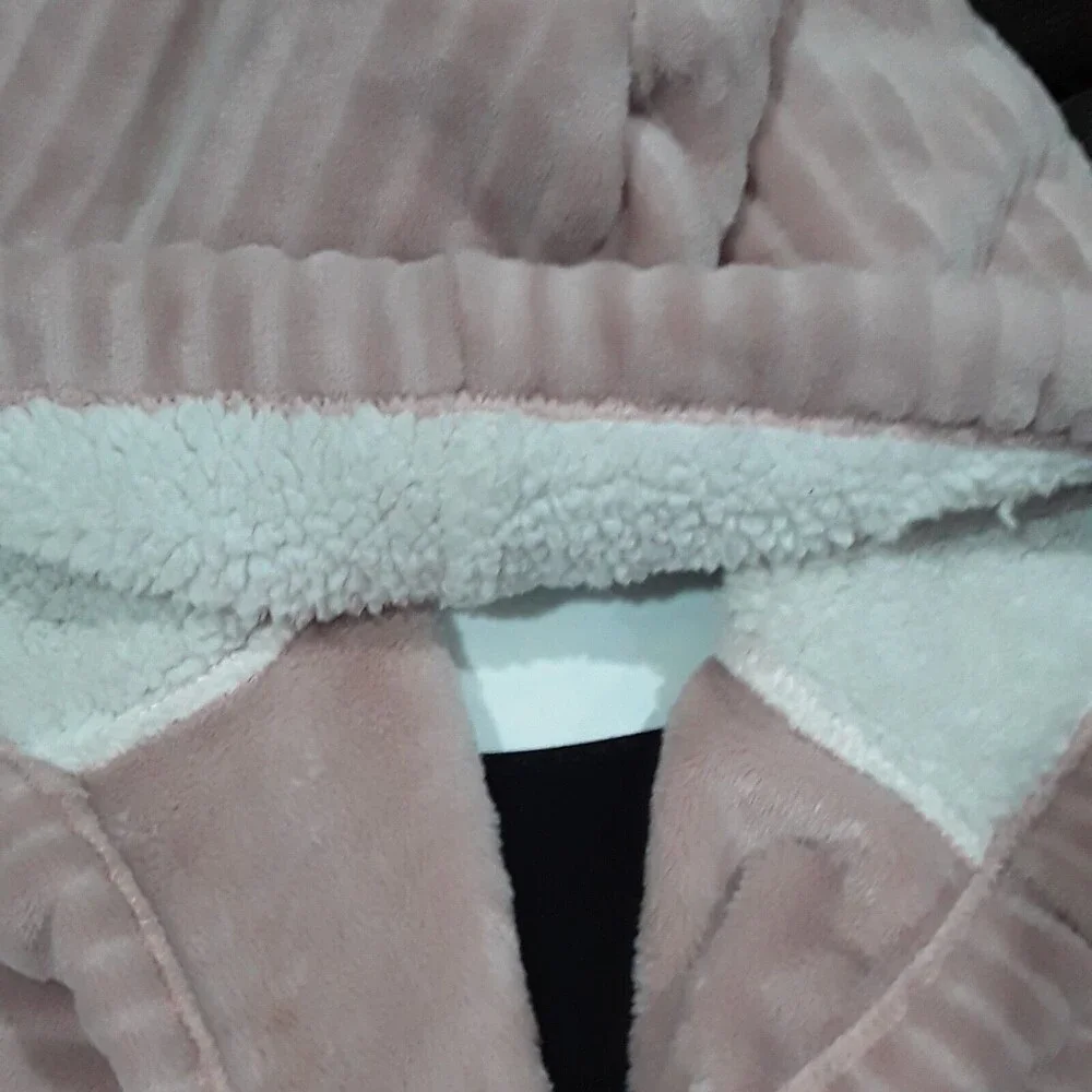 World Market Womens Pink Belted, Hooded. Pink Soft Velour Robe One Size